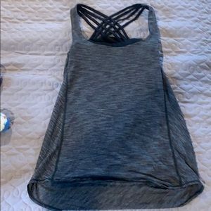 lovely sports top with open back !!